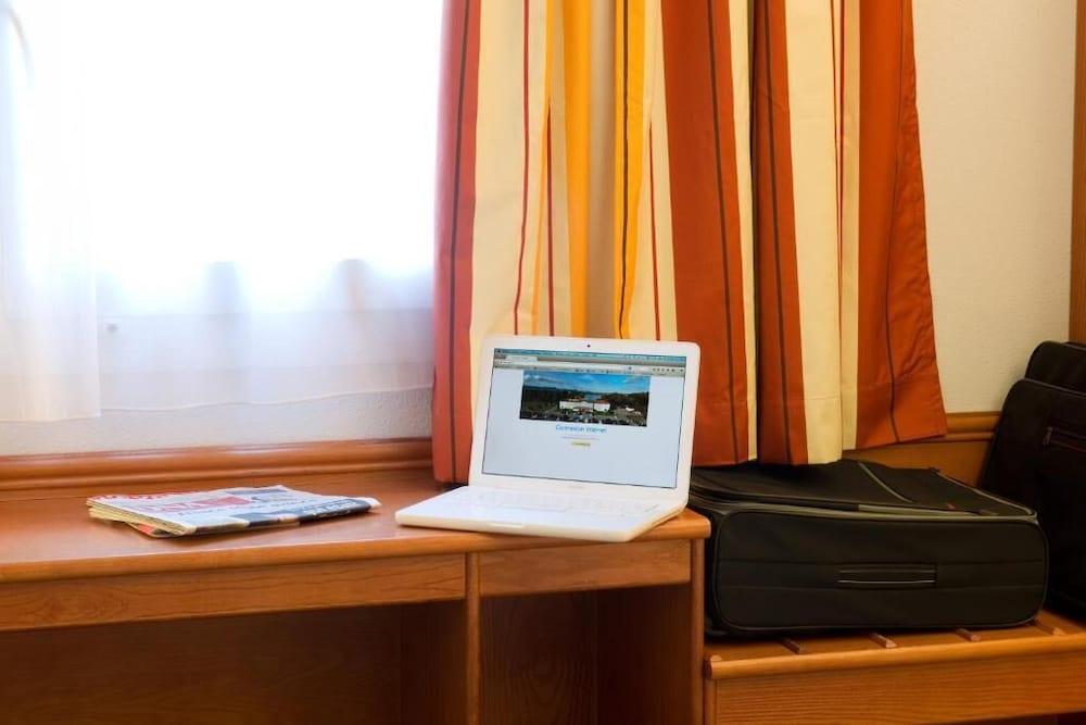 B&B Hotel Amneville-Les-Thermes Экстерьер фото