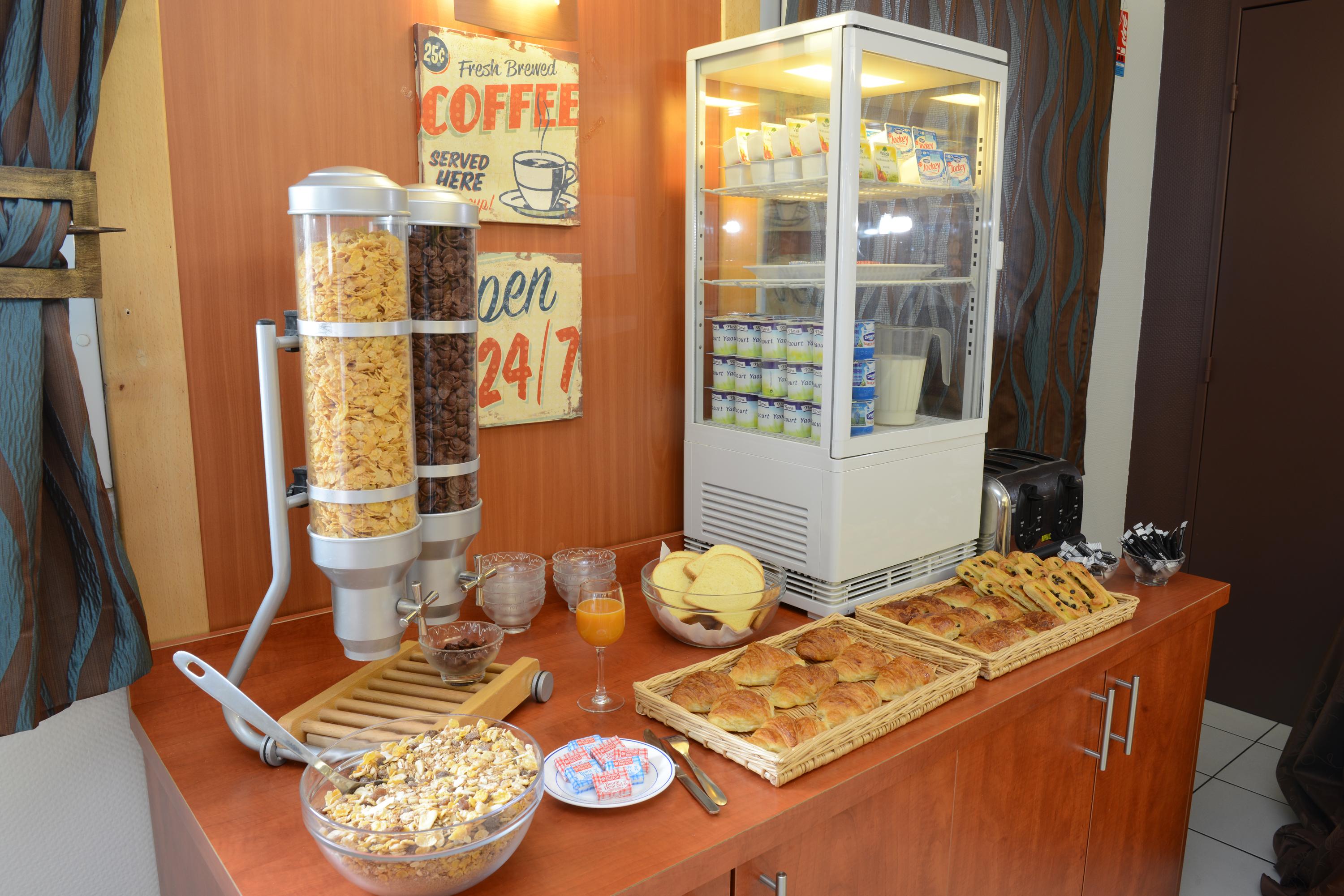 B&B Hotel Amneville-Les-Thermes Экстерьер фото